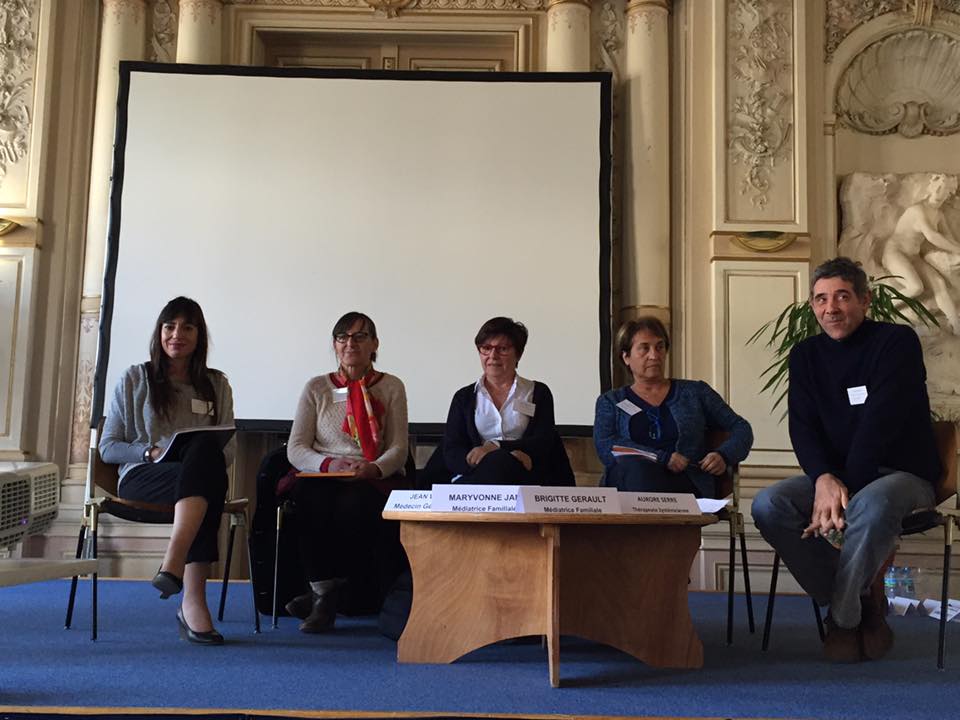 table-ronde-parentalite-avignon